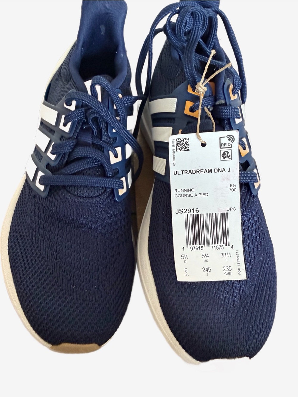 adidas Navy and White Ultradream DNA sz6